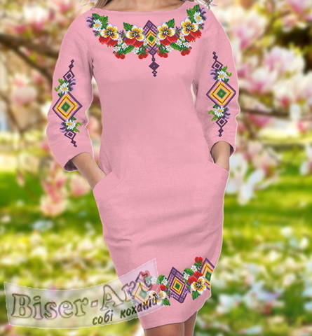 фото: розовое женское платье (заготовка) с вышивкой цветы анютины глазки