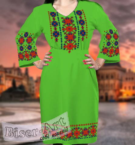 фото: вышитое бисером женское платье, ткань зелёный габардин