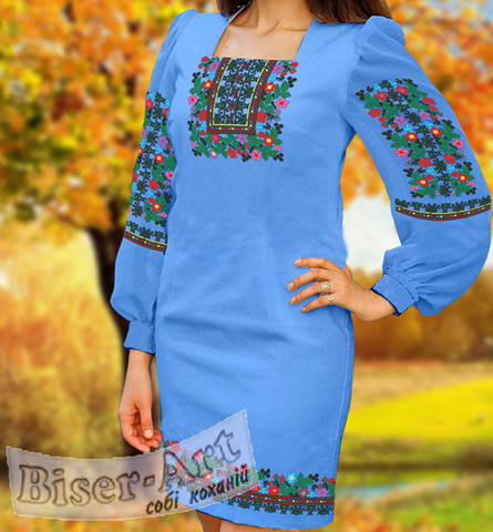 фото: вышитое бисером женское платье, ткань голубой габардин