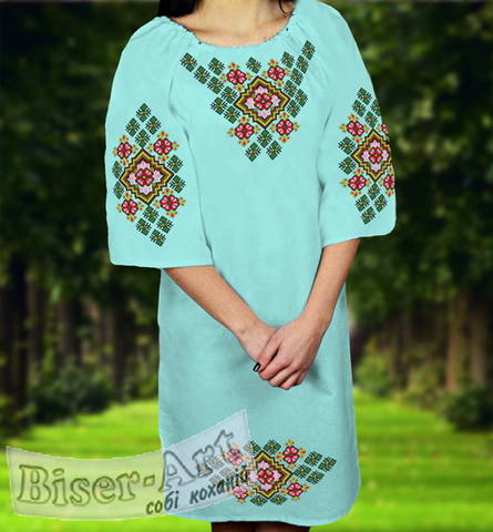 фото: вышитое бисером женское платье, ткань мятный габардин