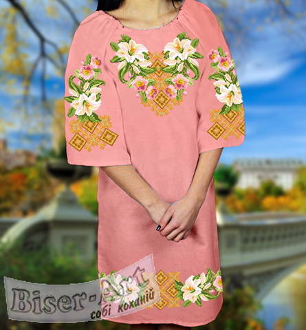 фото: вышитое бисером женское платье, ткань коралловый габардин