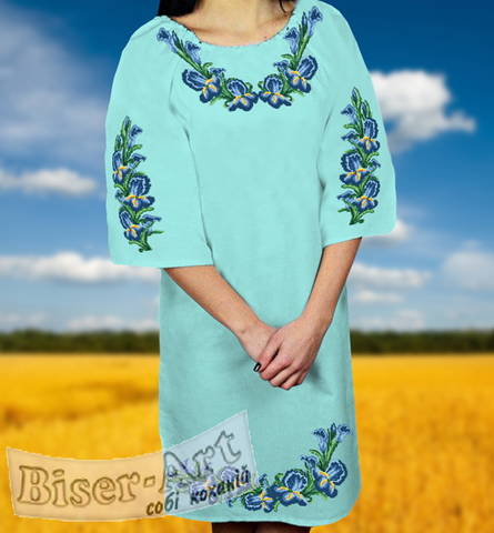 фото: мятное женское платье (заготовка) с вышивкой голубые ирисы