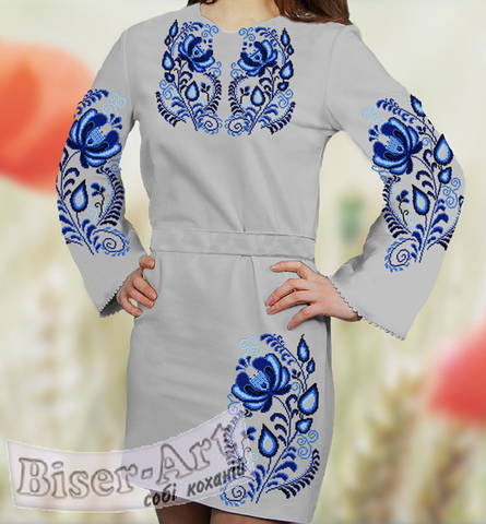 фото: вышитое бисером женское платье, ткань серый габардин