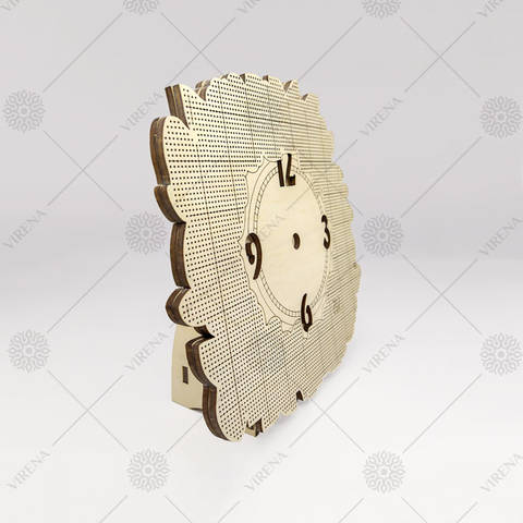 фото2: деревянные часы, украшенная вышивкой бисером или нитками
