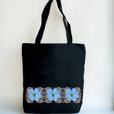 фото: сшитая сумка для вышивки бисером или нитками Голубые анемоны