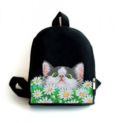 фото: сшитый рюкзак для вышивки бисером или нитками Котик в ромашках