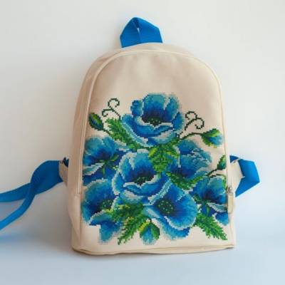 фото: сшитый рюкзак для вышивки бисером или нитками Синие маки