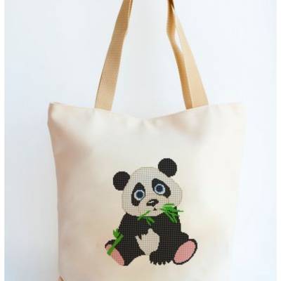 фото: сшитая сумка для вышивки бисером или нитками Панда