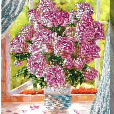 фото: картина для вышивки бисером Летние розы