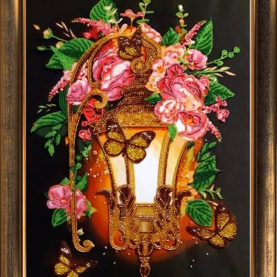 фото: картина, вышитая бисером, Фонарь и цветы