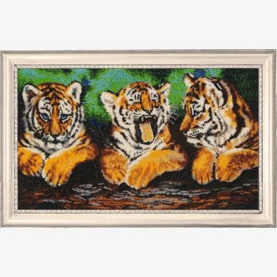 фото: картина, вышитая бисером, Три тигренка