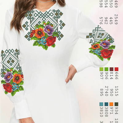 фото: белое женское платье с вышитыми цветами