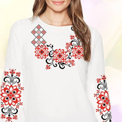 фото: белая блуза (заготовка) с вышивкой цветочный узор и ромбы