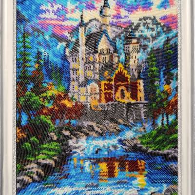 фото: картина для вышивки бисером Замок у реки