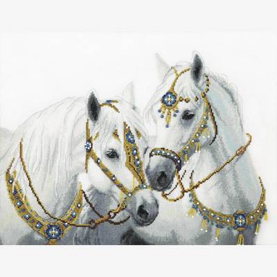 фото: картина, вышитая крестиком, Свадебные лошади