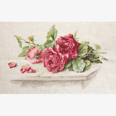 фото: картина для вышивки крестиком Красные розы