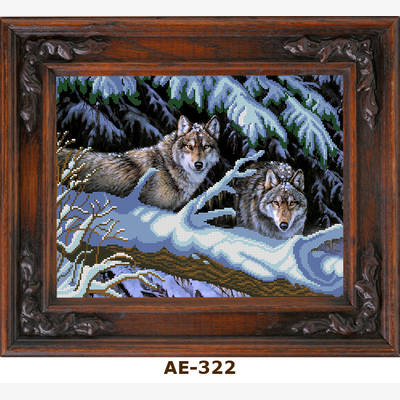 фото: картина для вышивки бисером Волки в зимнем лесу