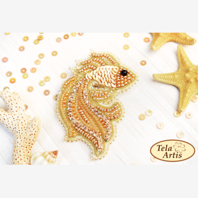 фото: украшение, вышитое бисером на велюре, Золотая рыбка