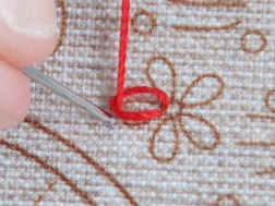 Фото процесса вышивки нитками петельчатого шва