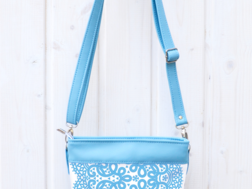 фото: пошитая сумка под вышивку бисером, Голубое кружево Тэла Артис