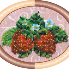 Набор для вышивания бисером на натуральном художественном холсте "Земляника"
