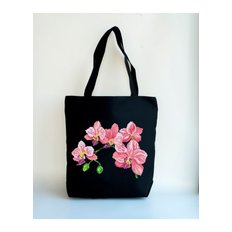 фото: сшитая сумка для вышивки бисером или нитками Ветка орхидеи