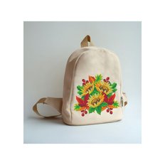 фото: сшитый рюкзак для вышивки бисером или нитками Осень