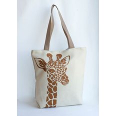 фото: сшитая сумка для вышивки бисером или нитками Жираф