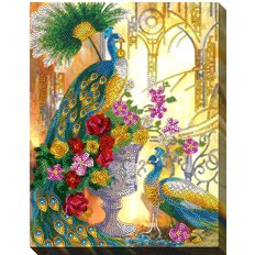 фото: картина для вышивки бисером Королевские павлины