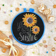 фото: картина для вышивки крестиком на декоративных пяльцах, Подсолнухи фото: картина для вышивки крестиком на декоративных пяльцах, Подсолнухи