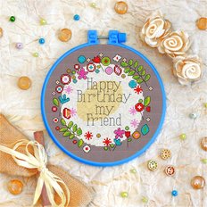 фото: картина для вышивки крестиком на декоративных пяльцах, День рождения фото: картина для вышивки крестиком на декоративных пяльцах, День рождения