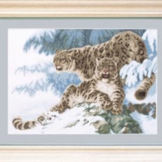 фото: картина, вышитая крестиком, Барсы на снегу
