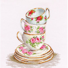 фото: картина, вышитая крестиком, Три чайные чашки