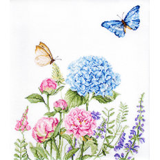фото: картина, вышитая крестом, Летние цветы и бабочки