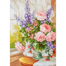 фото: картина для вышивки крестиком Цветы у окна