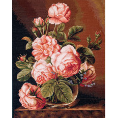 фото: картина, вышитая гобеленовым швом, Ваза с розами