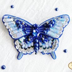 фото: кулон, вышитый бисером на велюре, Синяя бабочка