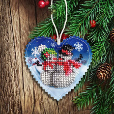 фото: сшитая ёлочная игрушка с вышивкой бисером фото: сшитая ёлочная игрушка с вышивкой бисером