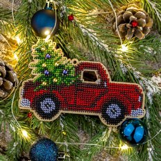 фото: набор для вышивки бисером по дереву, ёлочное украшение, Красный автомобиль